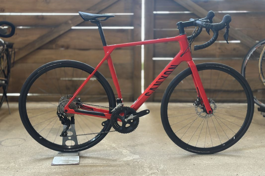 Vélos de route Canyon Endurace Cf