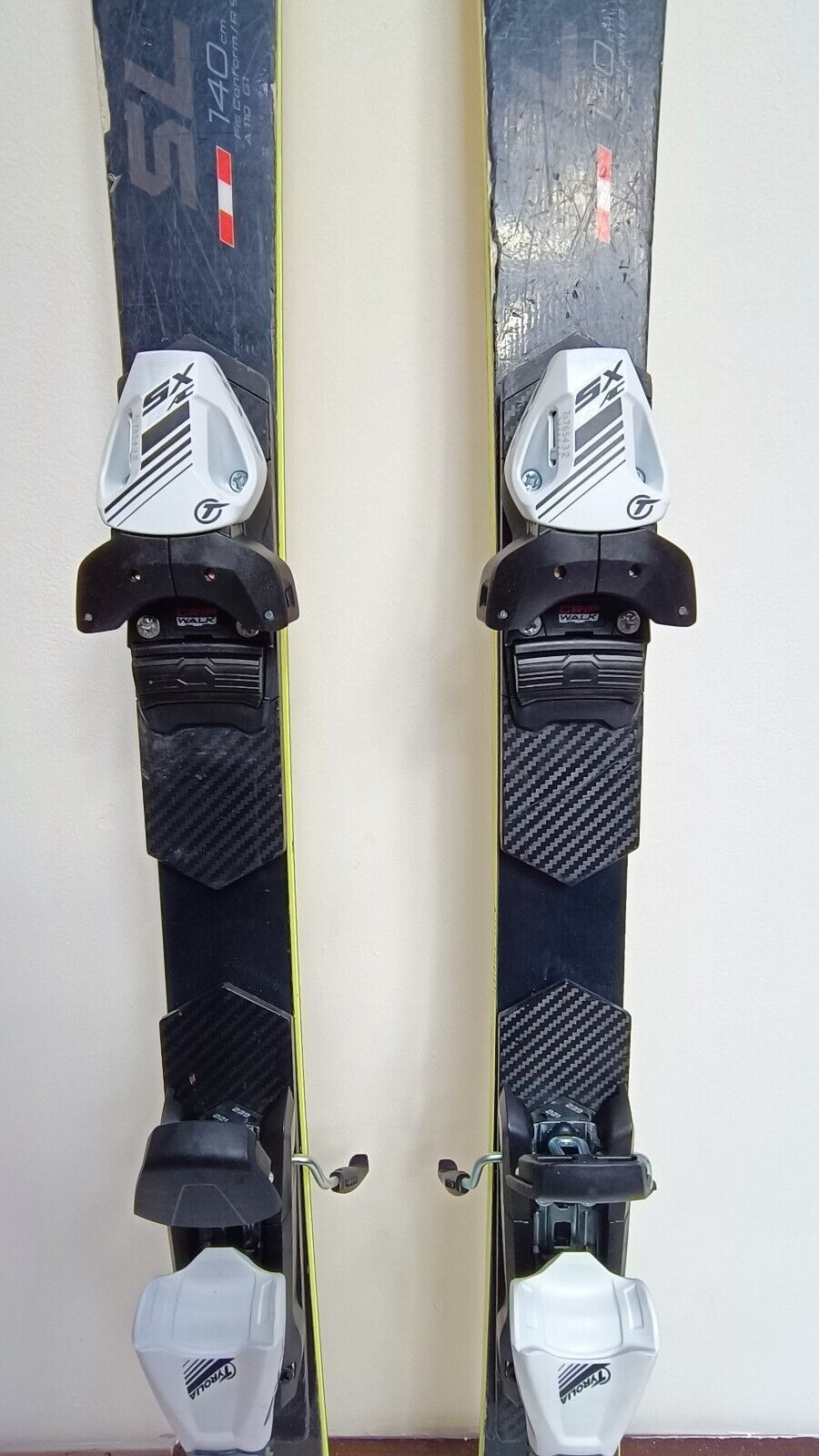 Ski Fischer RC4 SL 145 fixation z11 - Sport & Plein air Ski Fischer RC4 SL 145 fixation z11 - Sport & Plein air
