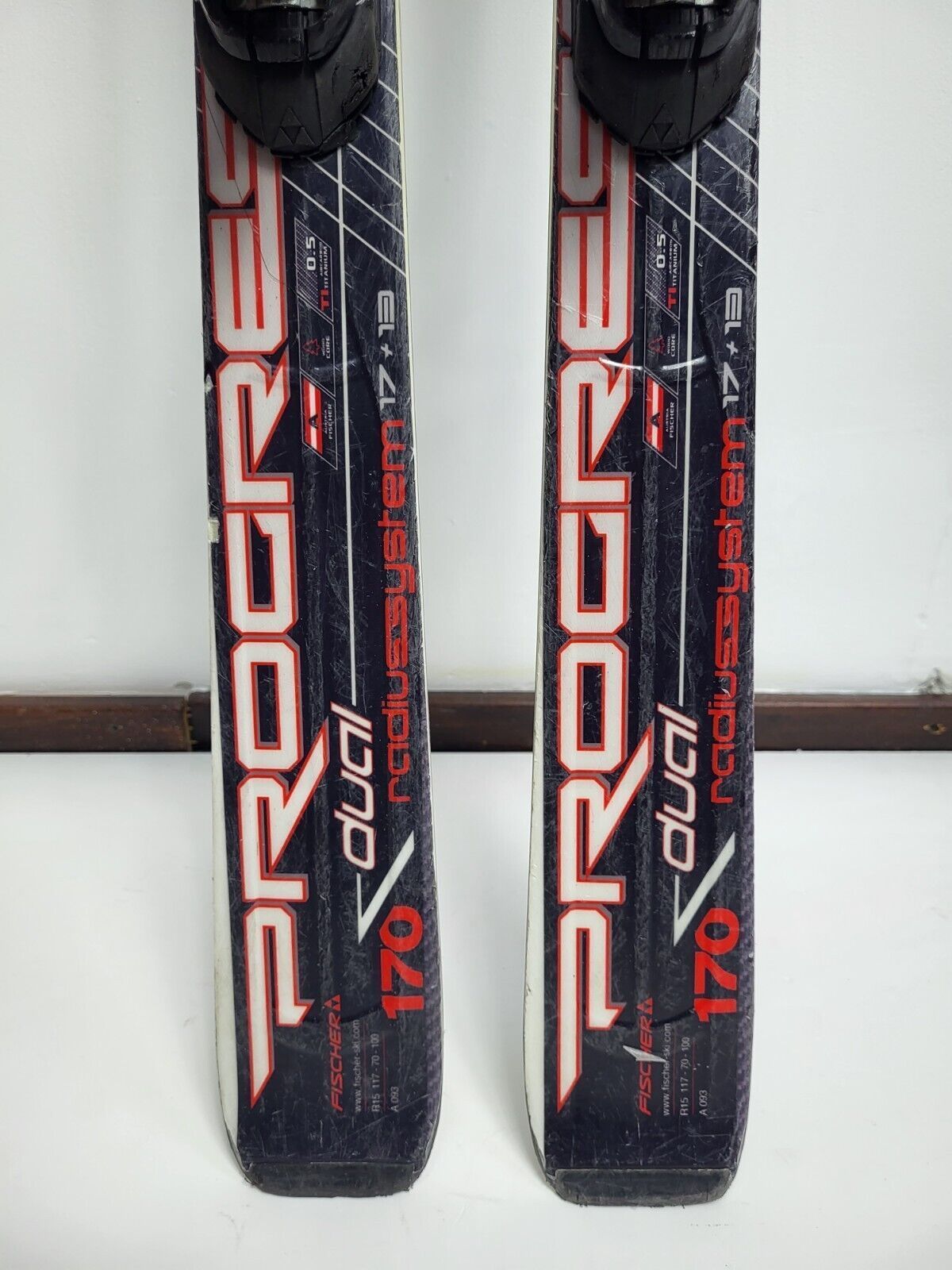 Skis alpins Fischer Progressor 8 1 | Campsider
