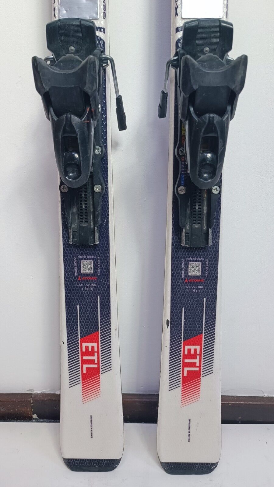ski occasion adulte ATOMIC ETL taille:177cm = 1 mètre 77 + fixations ski occasion adulte ATOMIC ETL taille:177cm = 1 mètre 77 + fixations