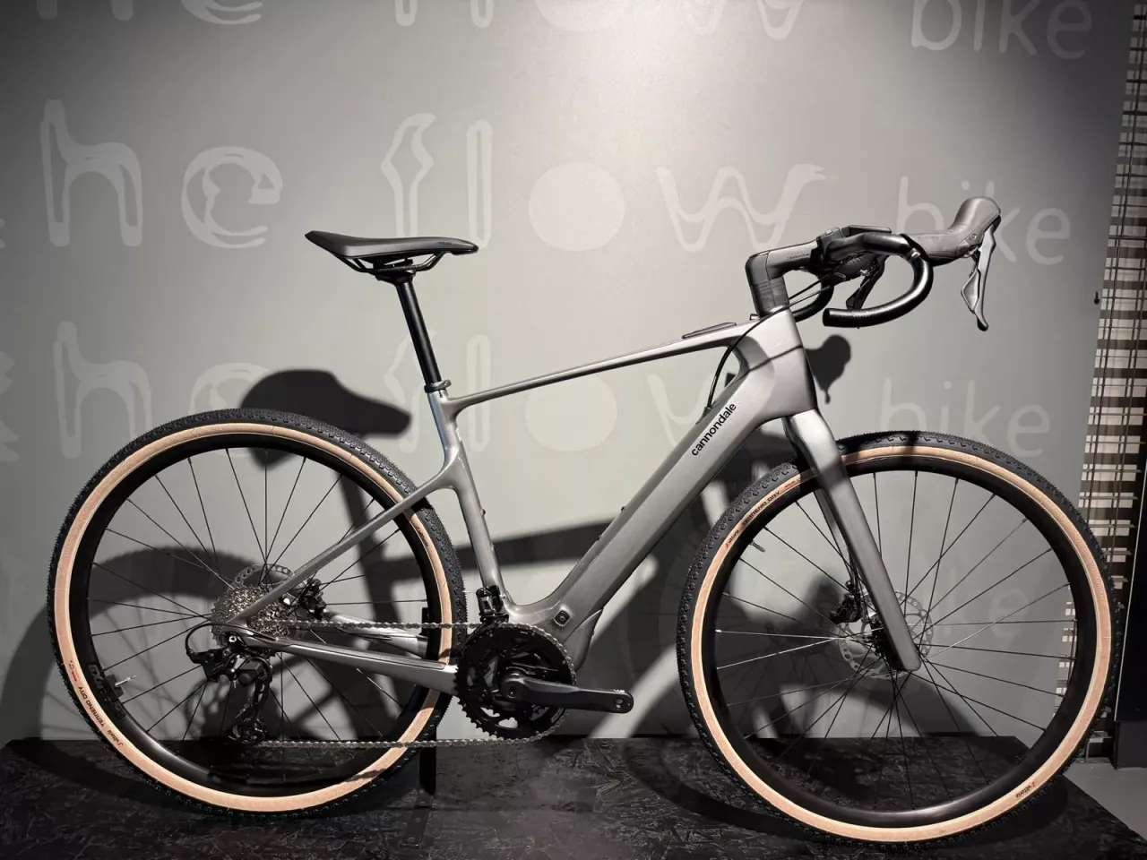 Cannondale Synapse Neo Gravel Ã©electrique Cannondale Velo Synapse