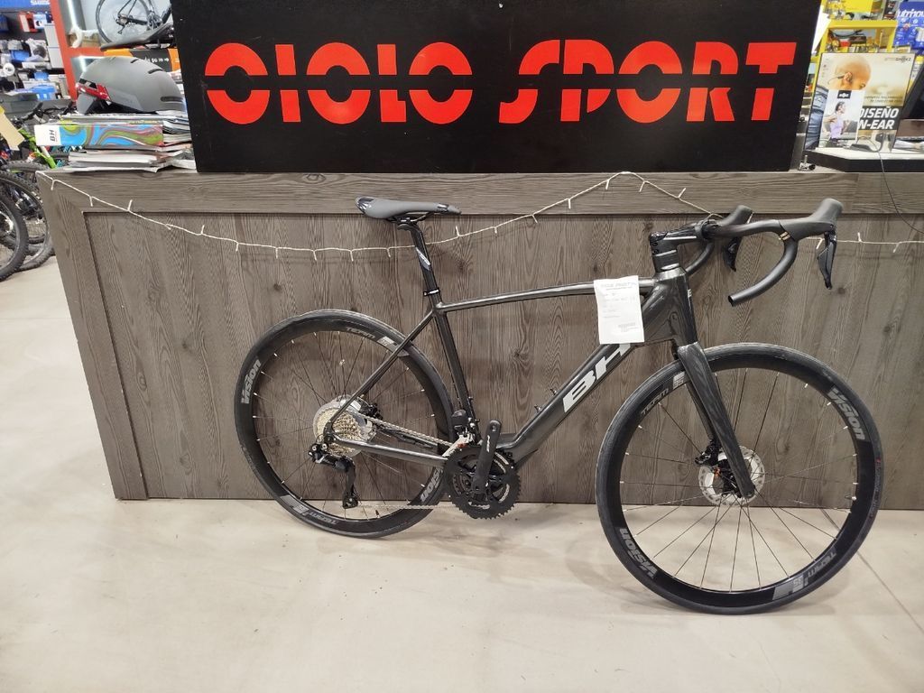 Vélo route électrique BH Core Alu L Di2 Liquidación