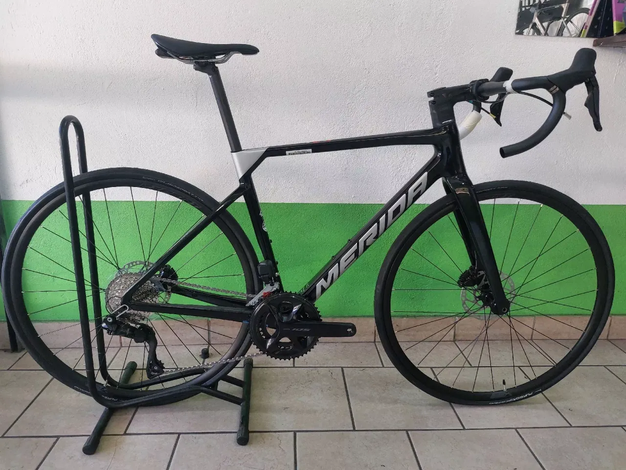 Vélo de route électrique Sunn Volt S1 250Wh - 2020 | Fun Sports Cycles