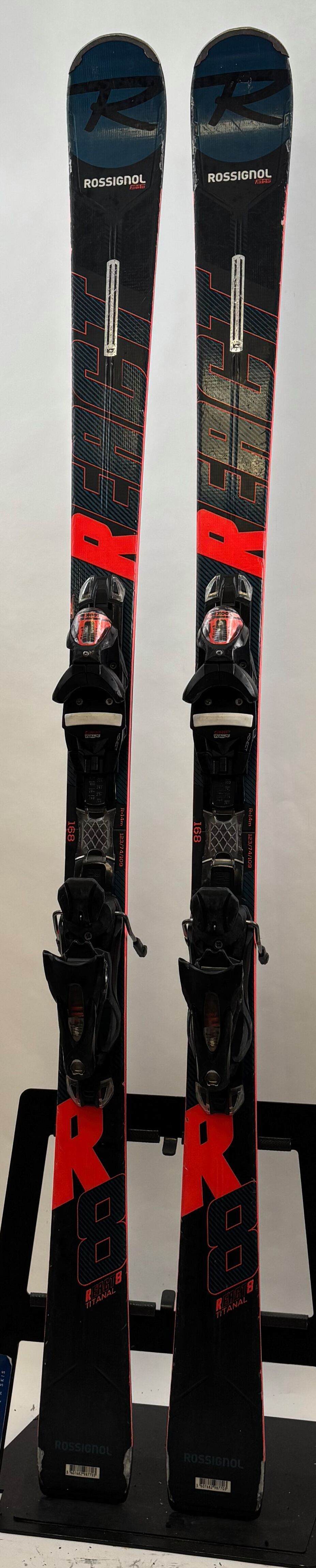未使用　新品　ロシニョール　リアクト　R8 REACT R8 Yahoo!オークション - 中古 20/21 ROSSIGNOL REACT R8 HP 163cm