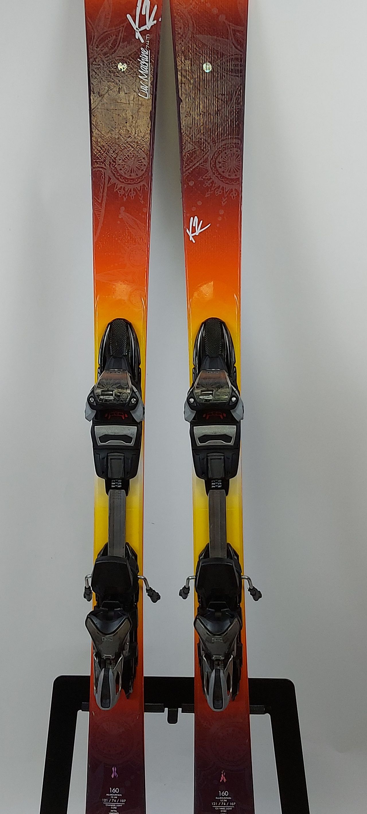 K2 Musteru Luv ✕ KIZAKIスキー板 ストック付き K2 Musteru Luv ✕ KIZAKIスキー板 ストック付き K2 Musteru Luv