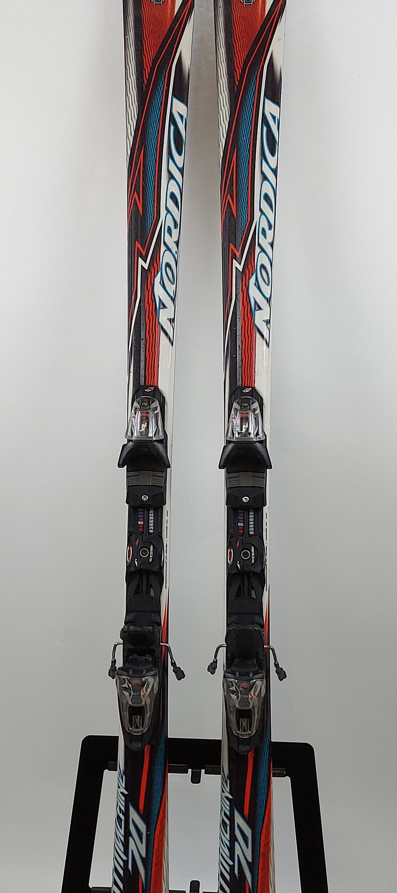 NORDICA SPORTMACHINE R70 カービングスキー NORDICA SPORTMACHINE R70 カービングスキー