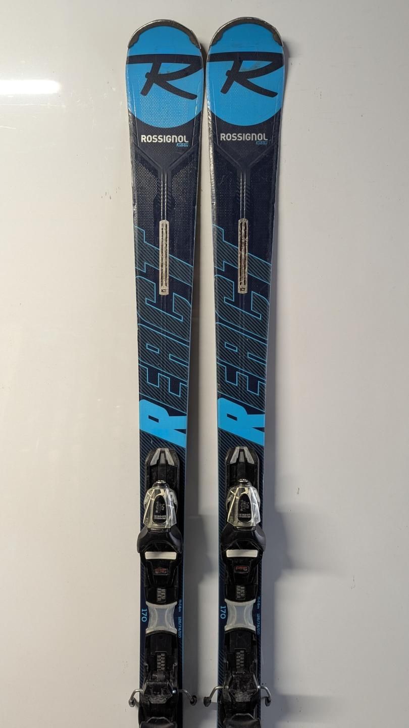 Skis Rossignol React R8 occasion et neuf ⛷️Jusqu'à -70%