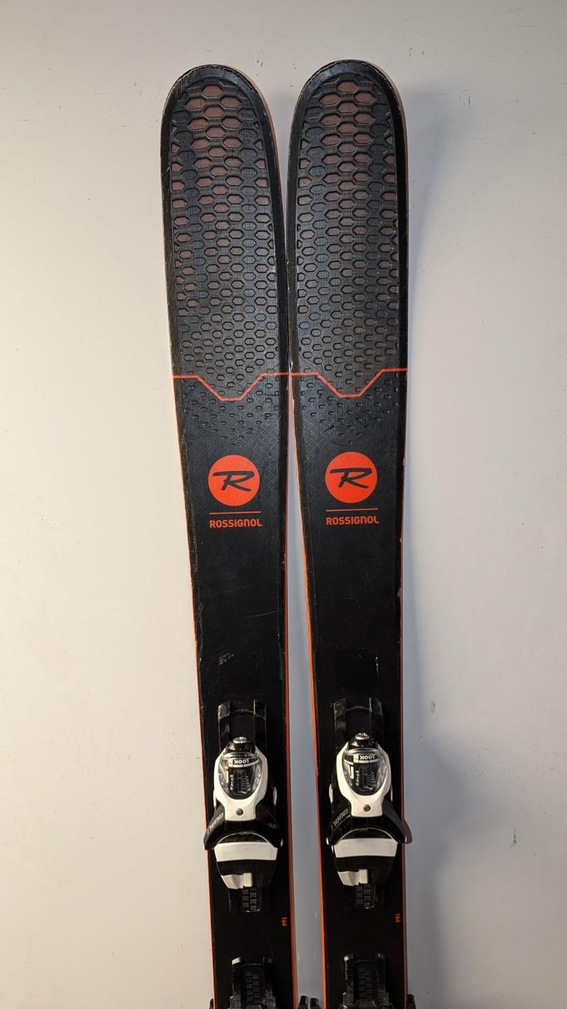 ROSSIGNOL SKY7 HD、172㎝、金具付き、新品未使用 ROSSIGNOL（ロシニョール）SKY 7 HD W (スカイ7エイチディー