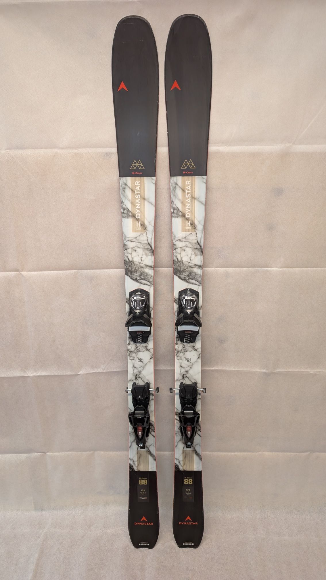 Ski Dynastar Outland + fixation Salomon C610 - Sport & Plein air