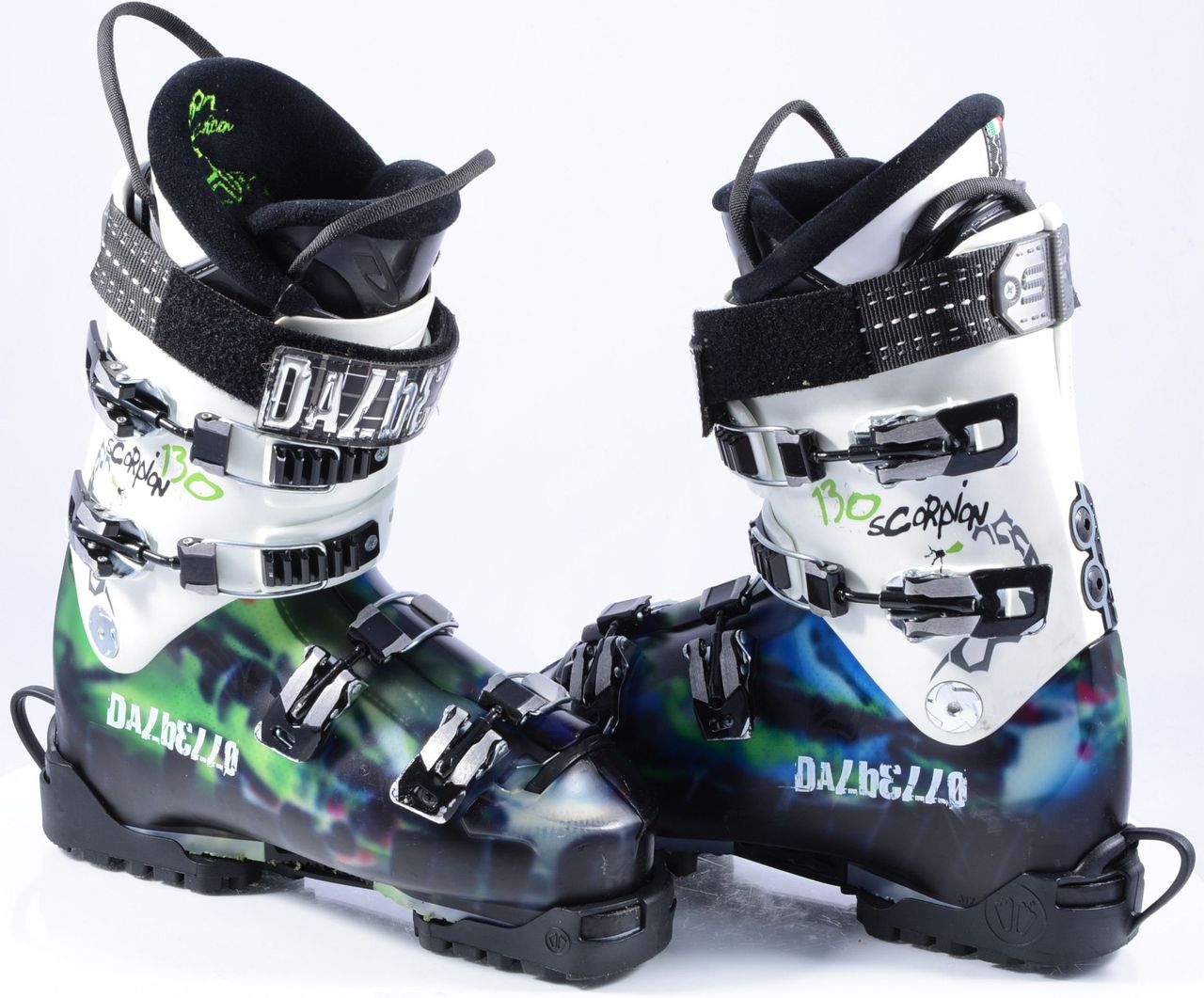 Chaussures de ski Dalbello Scorpion 130 | Campsider