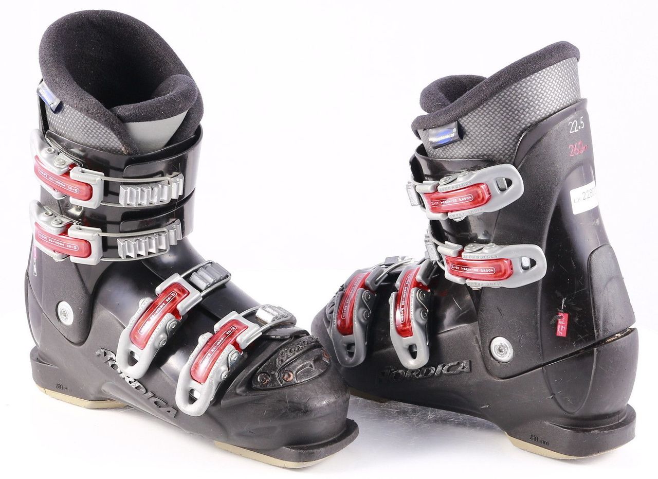 Chaussures ski homme (D'occasion) à La Roche FR pour CHF 60 - retrait Chaussures ski homme (D'occasion) à La Roche FR pour CHF 60 - retrait