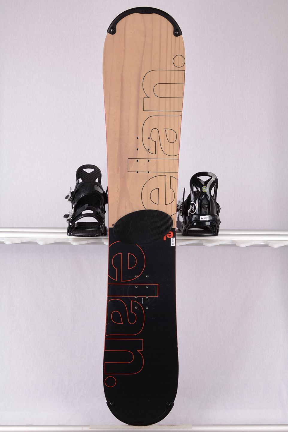 Snowboards Elan Explore Campsider