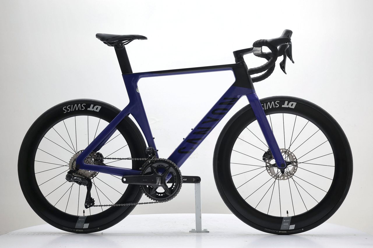 Vélo de route Canyon Aeroad CF SLX Disc Di2