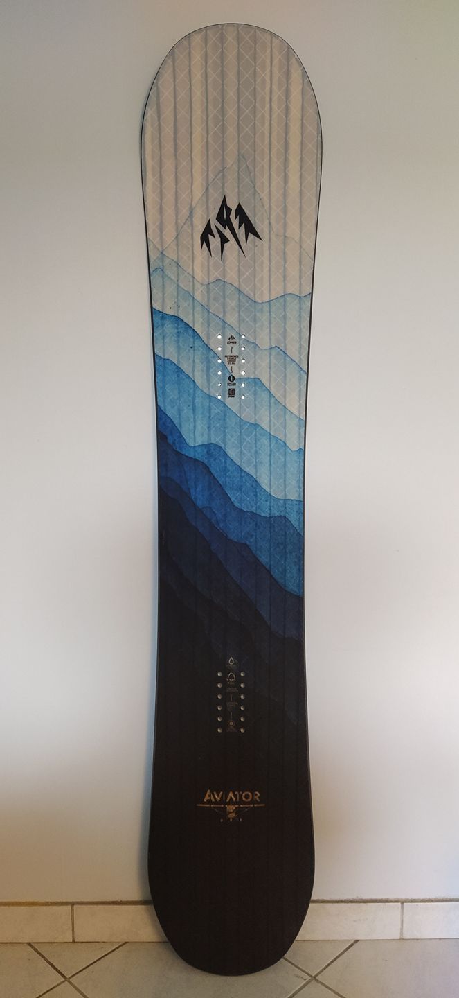 Snowboards Jones Aviator Campsider