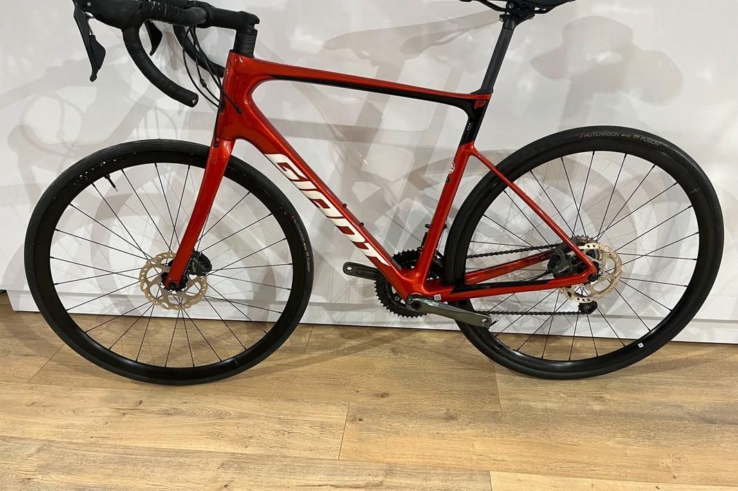 Vélo électrique GIANT Defy Advanced E+ Elite 1 2025
