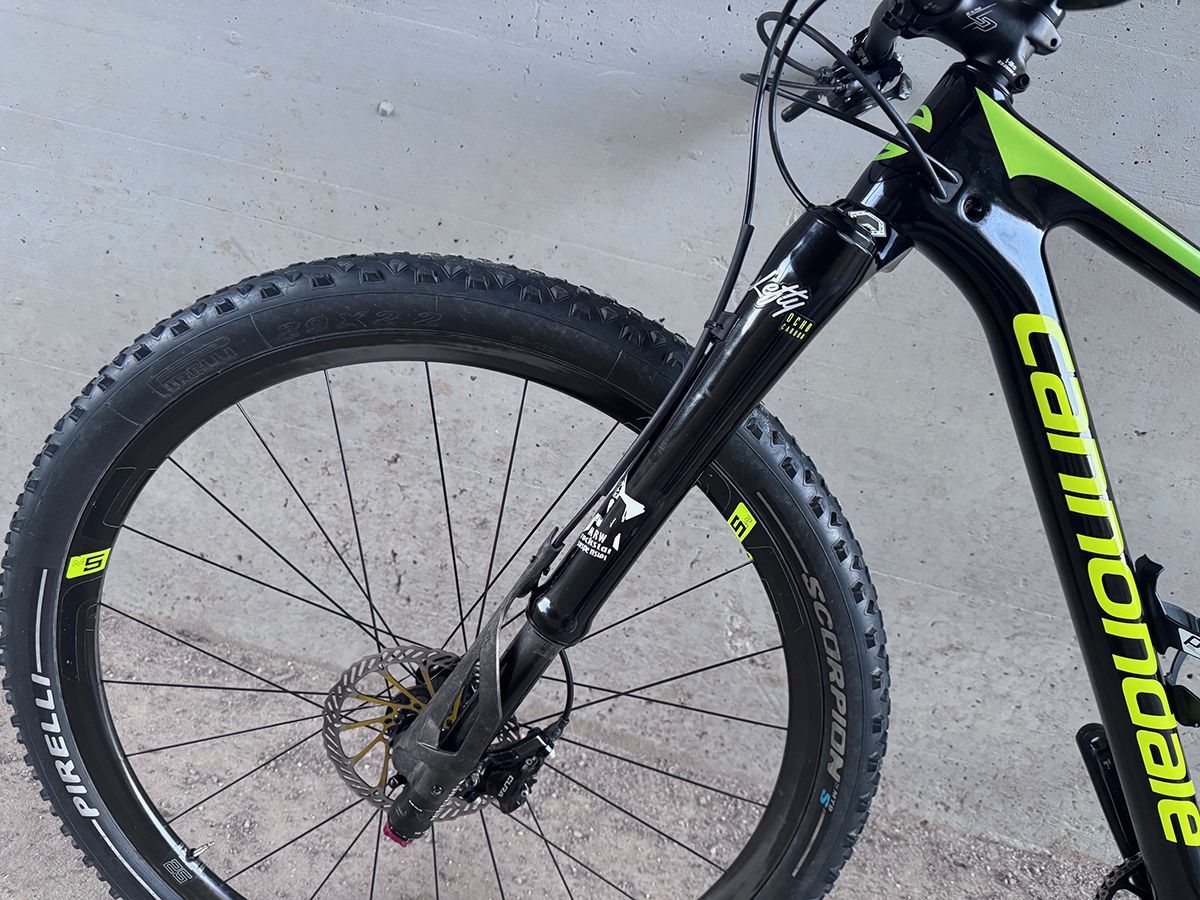 Moyeu Arrière Suntour SL Neuf Old Stock - 36 Trous, 135 Mm, 8 Vitesses - Compatible VTT Années 90