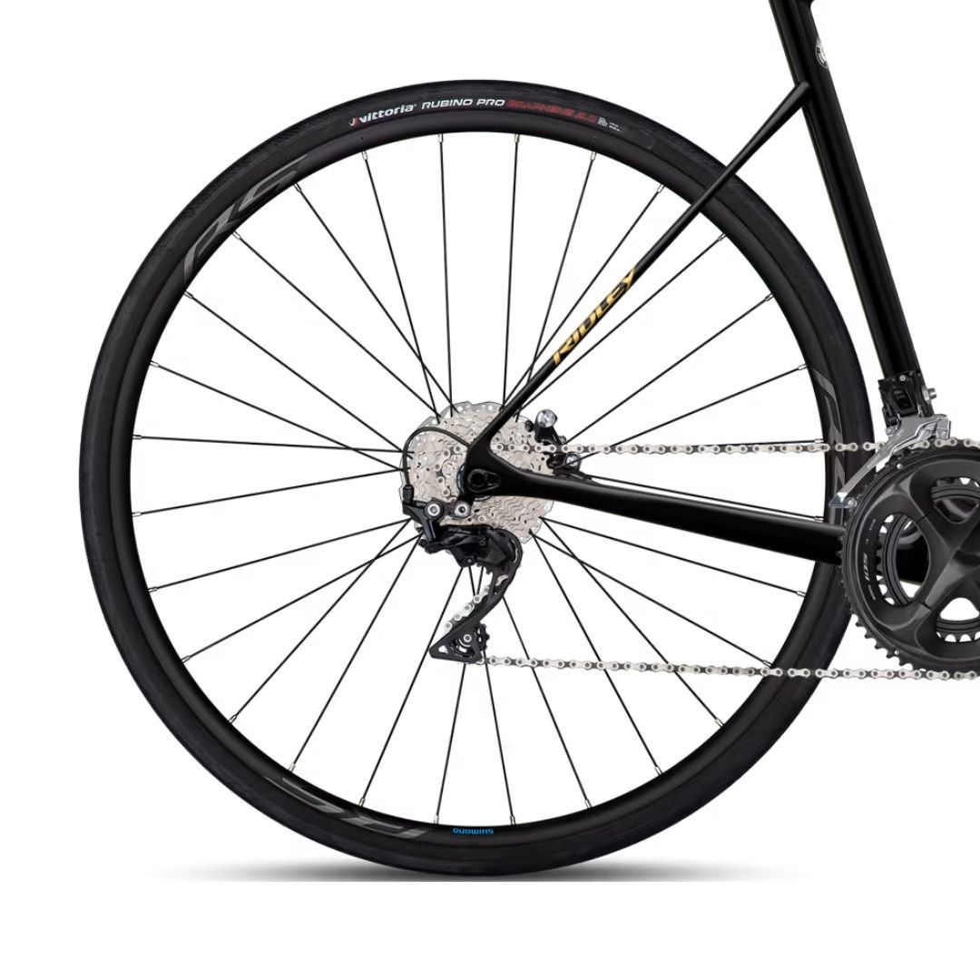 Achetez un vélo d'occasion Ridley Fenix en 56 cm Achetez un vélo d'occasion Ridley Fenix en 56 cm