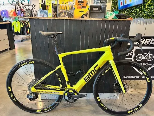 Vélos de route électriques BMC Roadmachine 01 Amp X Two