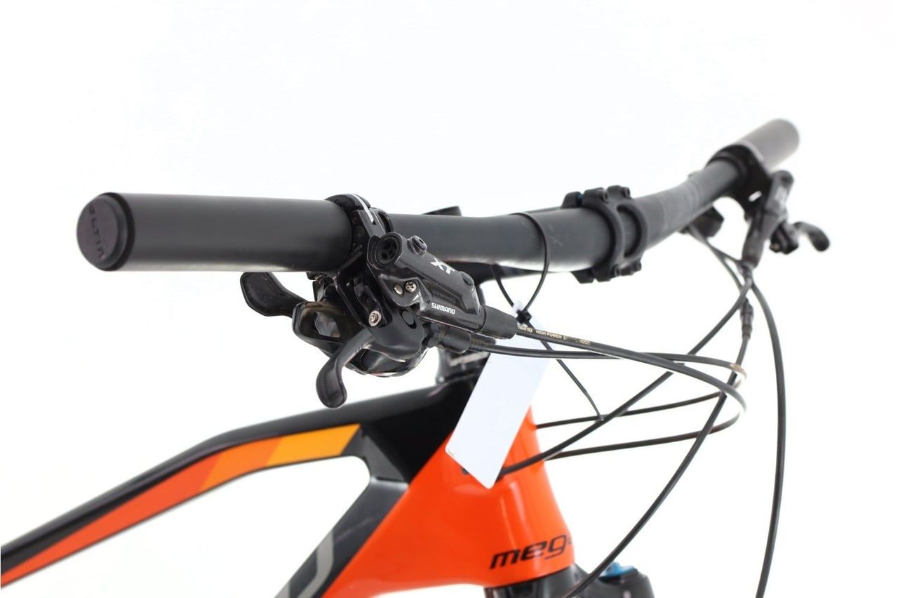 VTT Megamo Track GX | Campsider