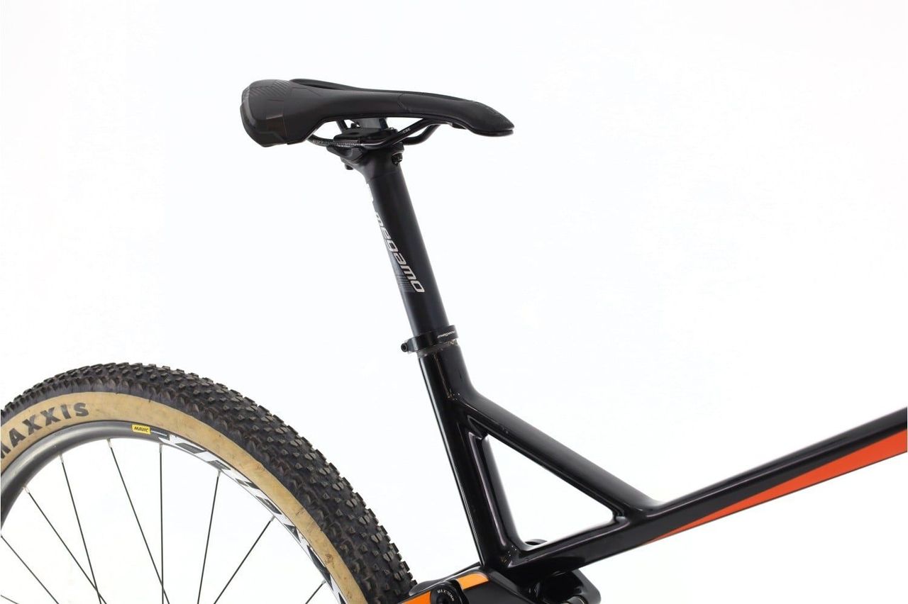 VTT Megamo Track GX | Campsider