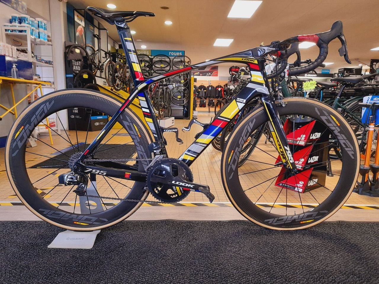 Vélos de route Look 795 Aerolight 30th Campsider