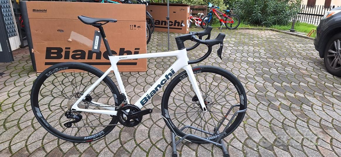 VÃ©lo Bianchi Oltre Xr4 Bianchi Infinito Retailer Kit Cadre